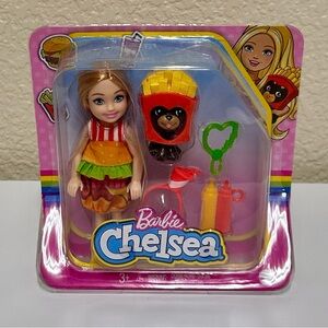 NEW✨ Barbie Chelsea Doll You Can Be Anything Dress Up Hamburger Costume Set